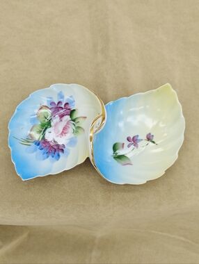 🌸 Vintage Floral Shell Porcelain Dish Set Gold Trim Cottagecore Vanity Decor